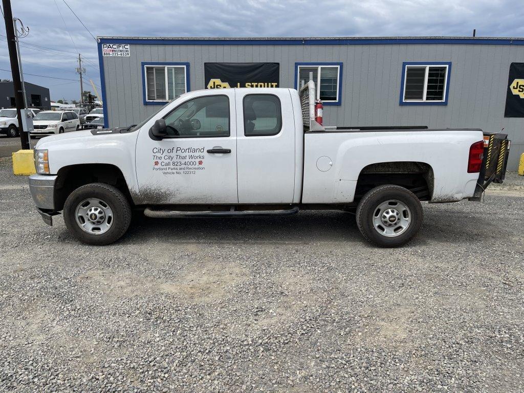 2012 Chevrolet Silverado Extra Cab Pickup