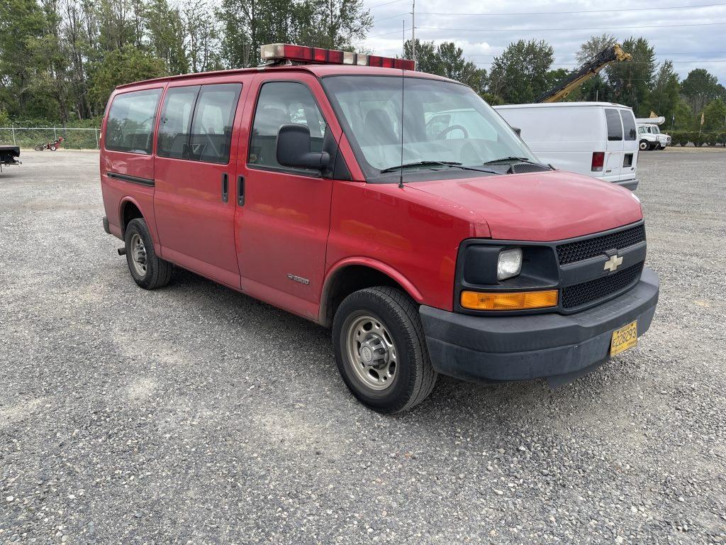 2004 Chevrolet Express 2500 Passenger Van