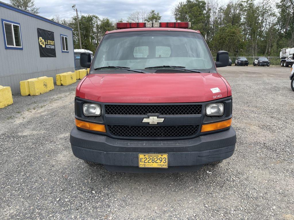 2004 Chevrolet Express 2500 Passenger Van