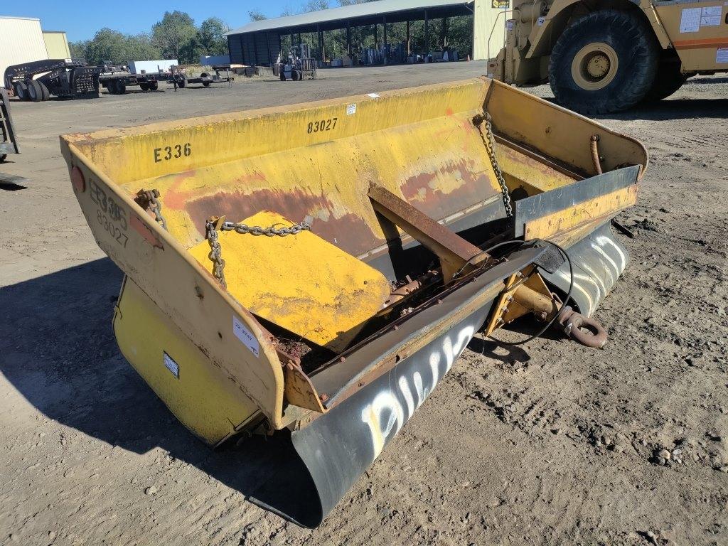 1982 Epoke Towable Salt/Sand Spreader