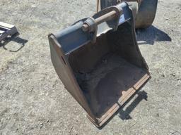 Caterpillar 36" Muck Bucket