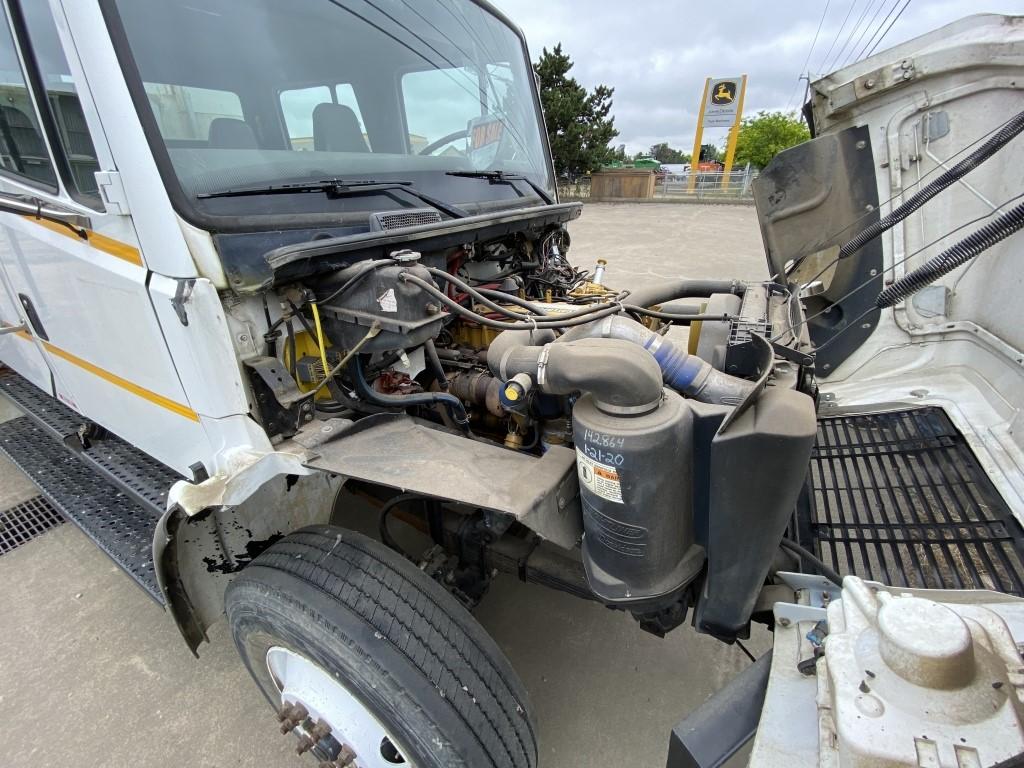 2004 Freightliner FL80 Crew Cab Service Truck