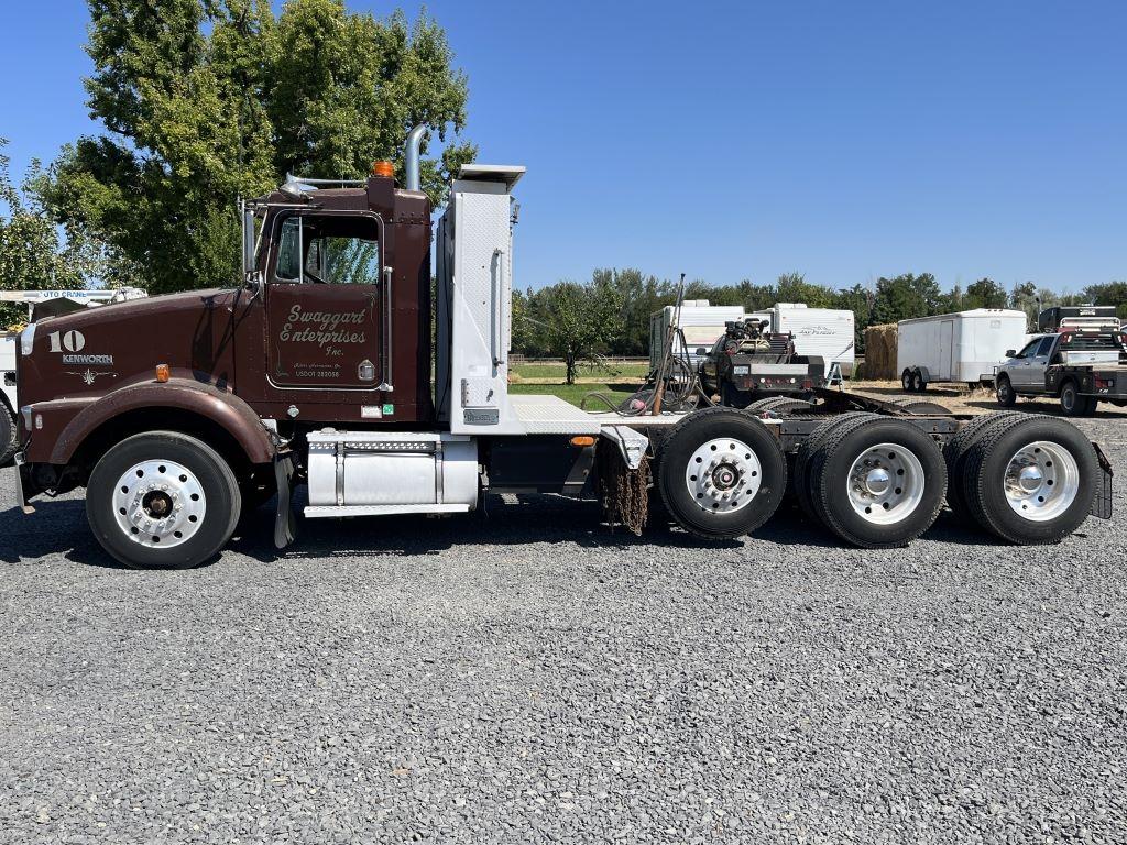 1991 Kenworth T800 Tri-Axle Truck Tractor