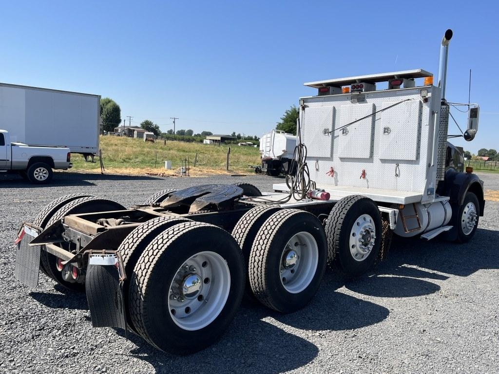 1991 Kenworth T800 Tri-Axle Truck Tractor