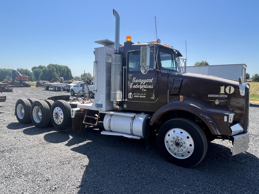 1991 Kenworth T800 Tri-Axle Truck Tractor