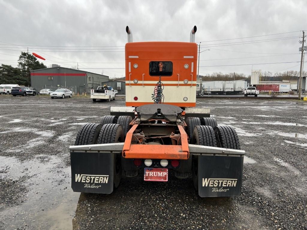2018 Kenworth W900L T/A Sleeper Truck Tractor