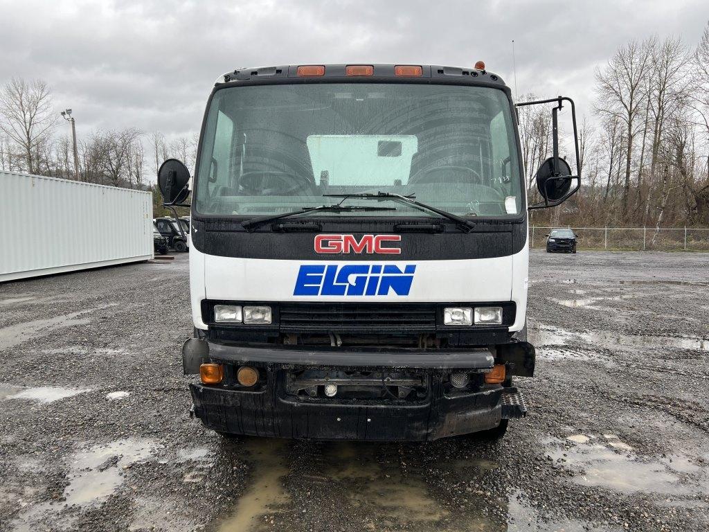 2002 Elgin Eagle Series F Sweeper Truck