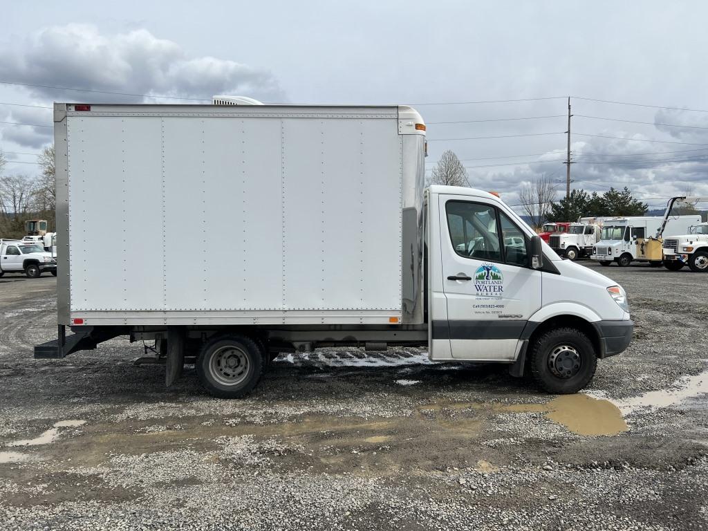 2008 Dodge Sprinter 3500 Box Truck