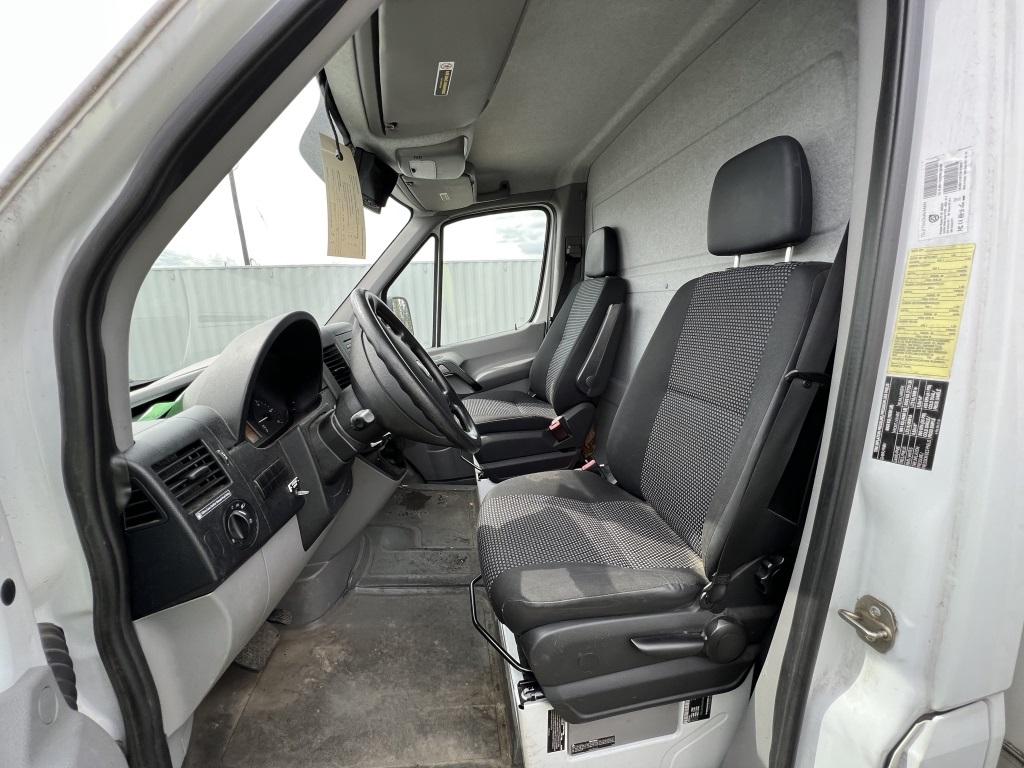 2008 Dodge Sprinter 3500 Box Truck