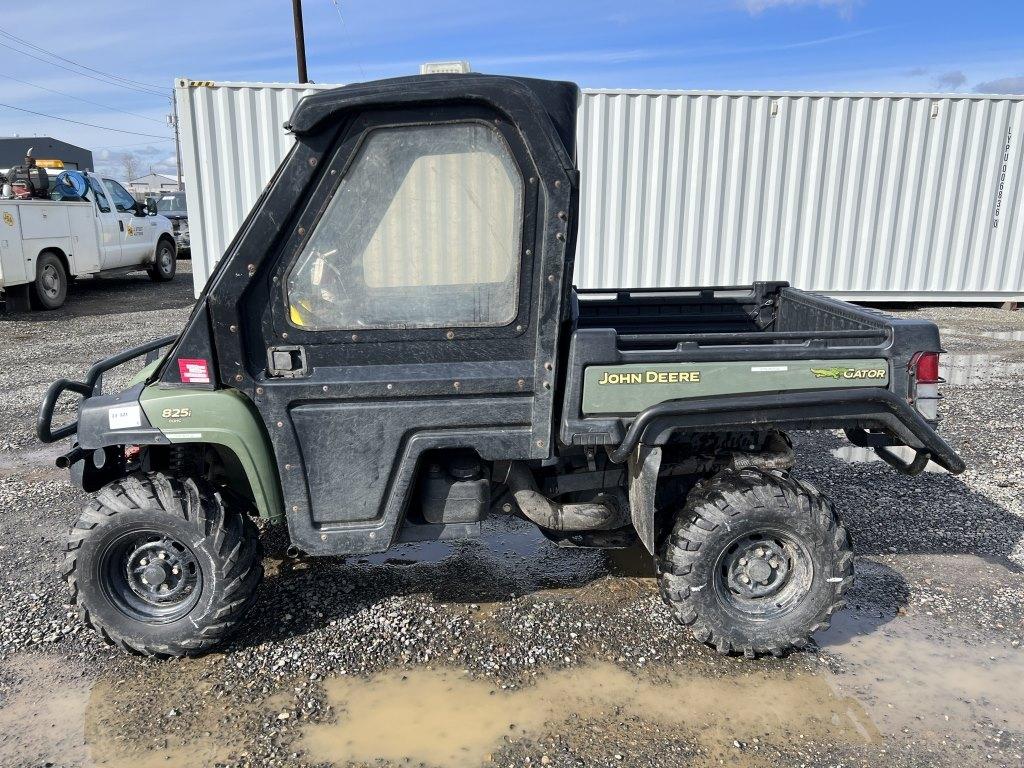 2011 John Deere XUV 825i Gator 4x4 Utility Cart