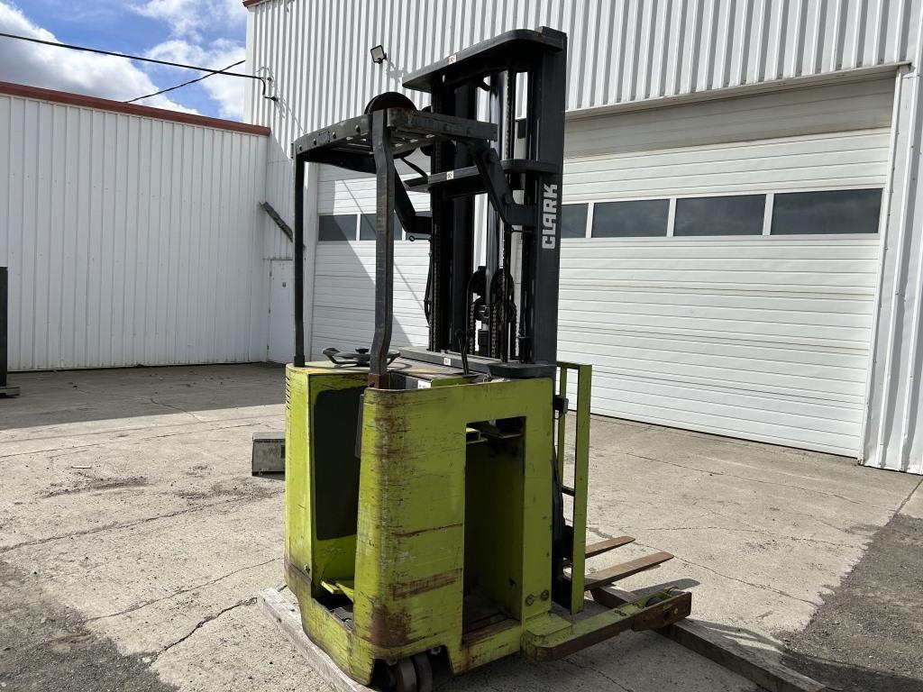 Clark NP300-30 Stand Up Forklift