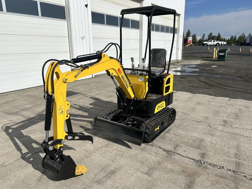 2023 Agrotk QH12 Mini Hydraulic Excavator