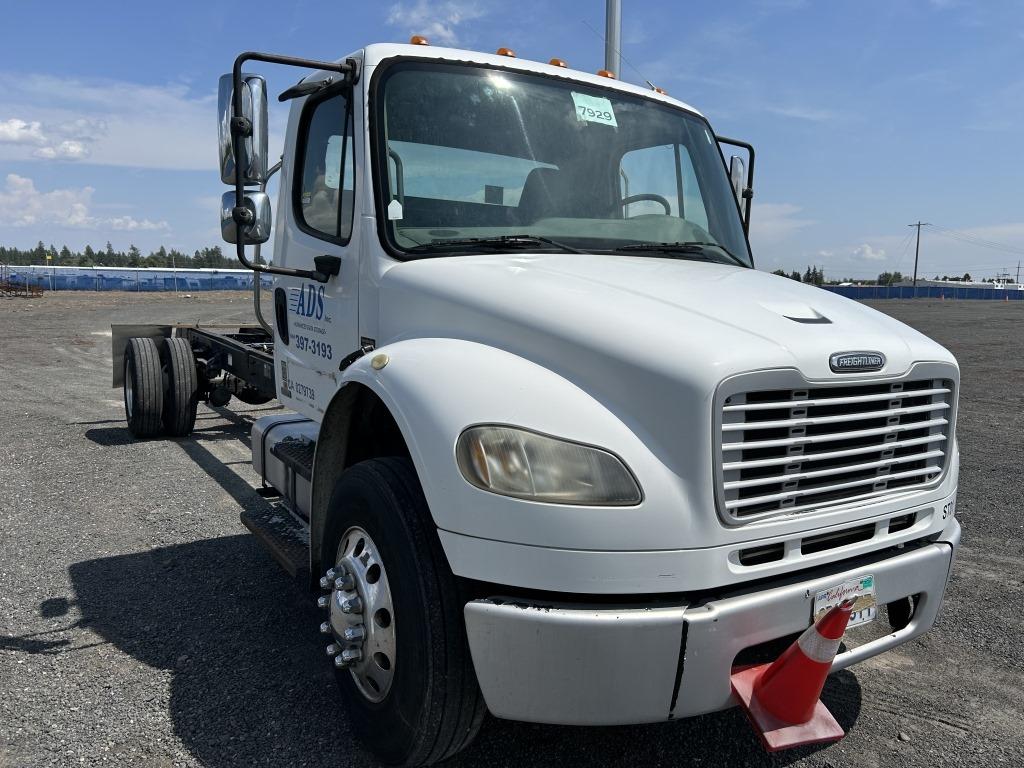 2007 Freightliner M2 T/A Cab & Chassis