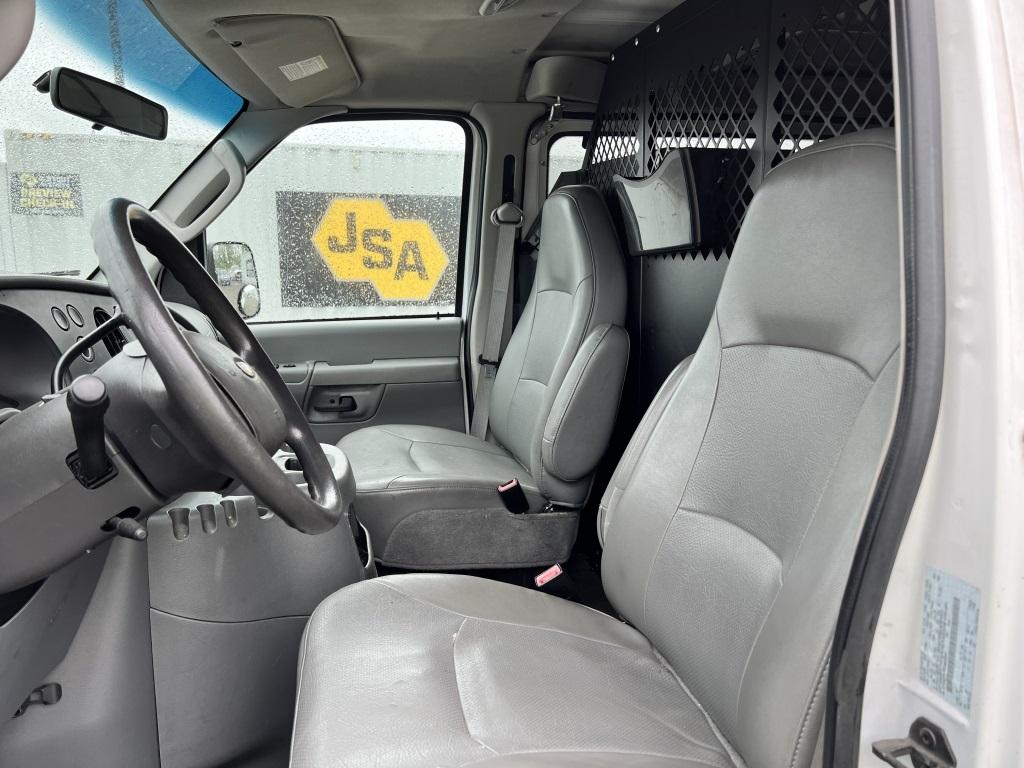 2008 Ford E350 Cargo Van