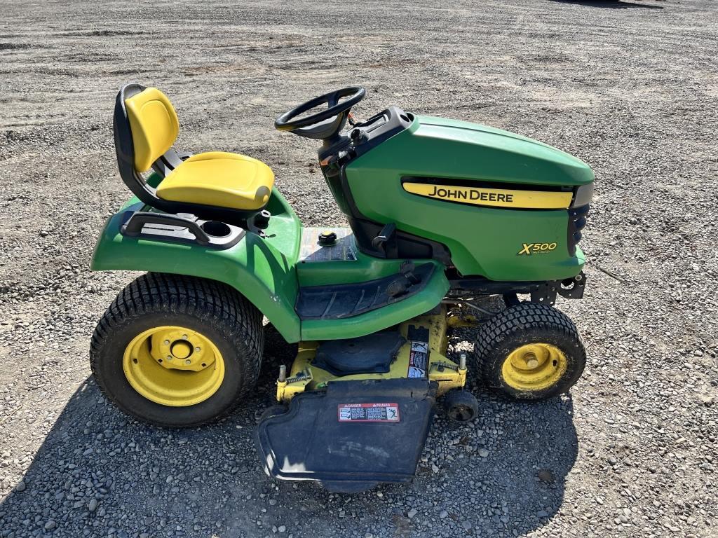 2011 John Deere X500 Ride On Mower