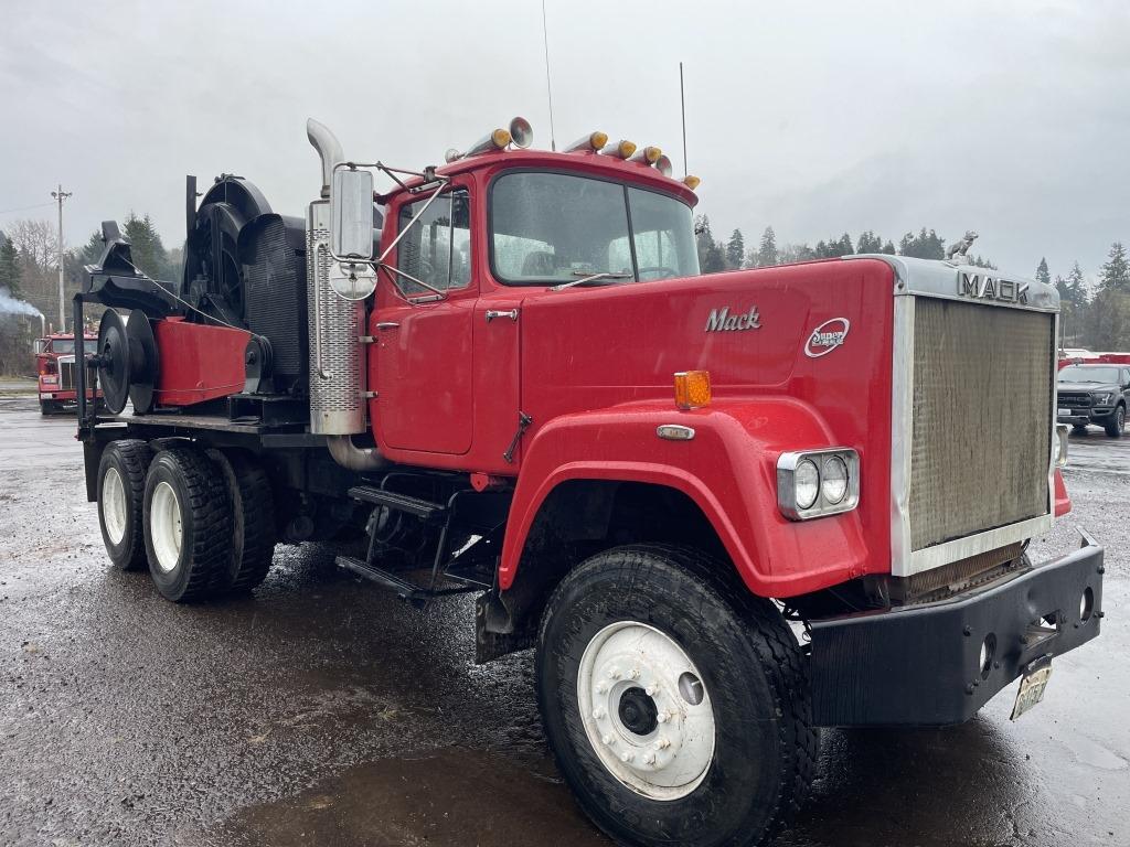 1979 Mack RWS767LST T/A Line Truck