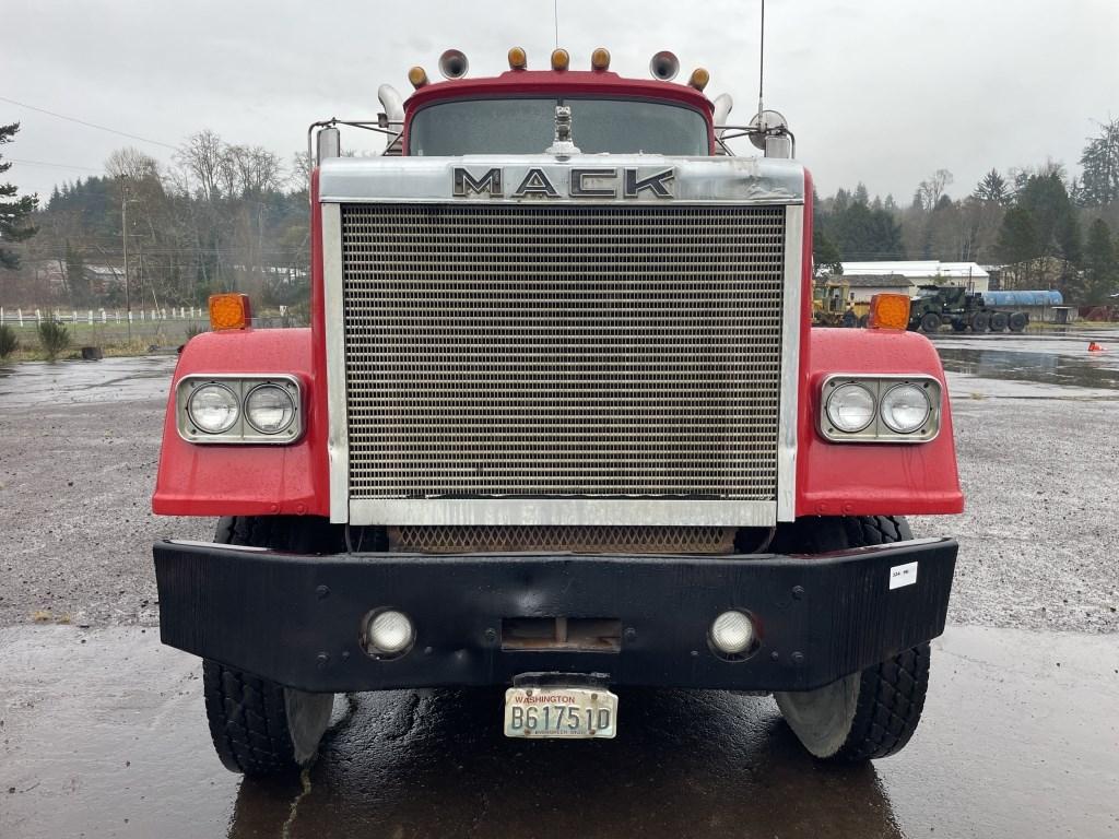 1979 Mack RWS767LST T/A Line Truck