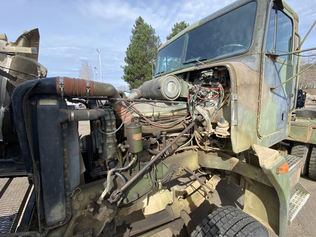 1992 Freightliner M916A1 T/A Truck Tractor