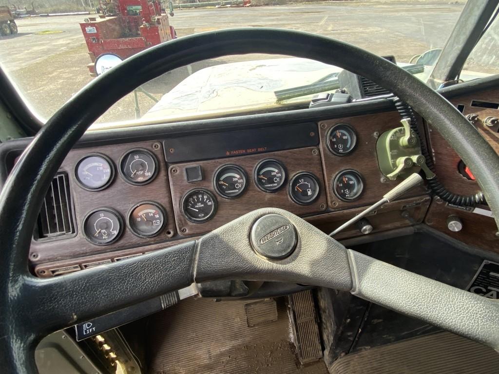 1992 Freightliner M916A1 T/A Truck Tractor