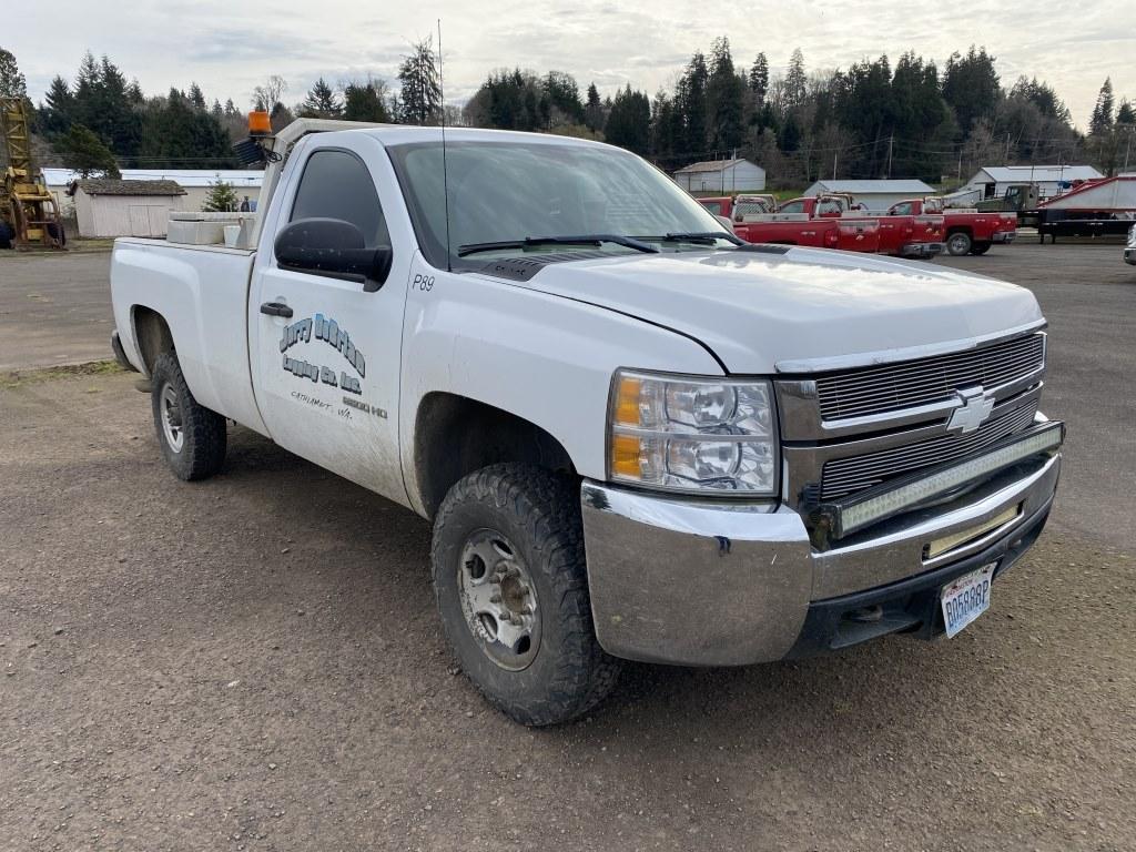 2010 Chevrolet Silverado 4x4 Pickup