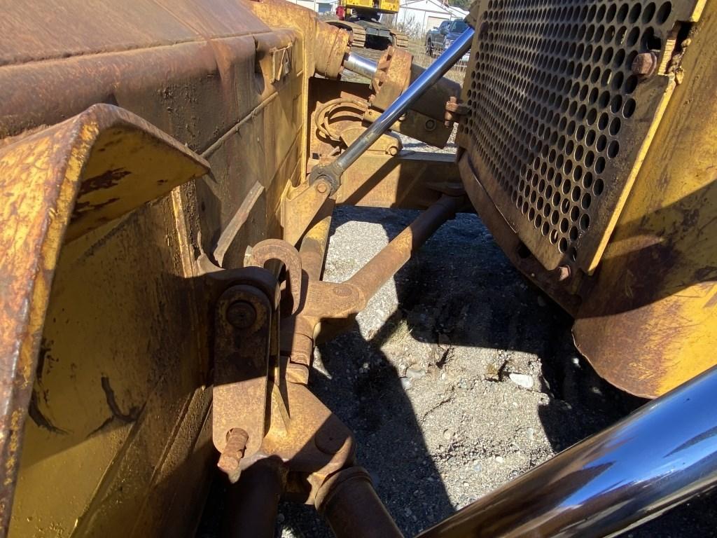 1972 Caterpillar D8H Crawler Dozer