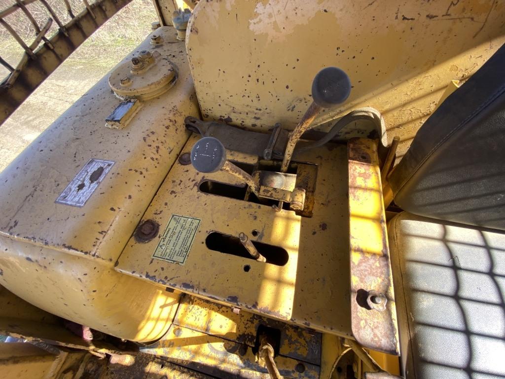 1972 Caterpillar D8H Crawler Dozer