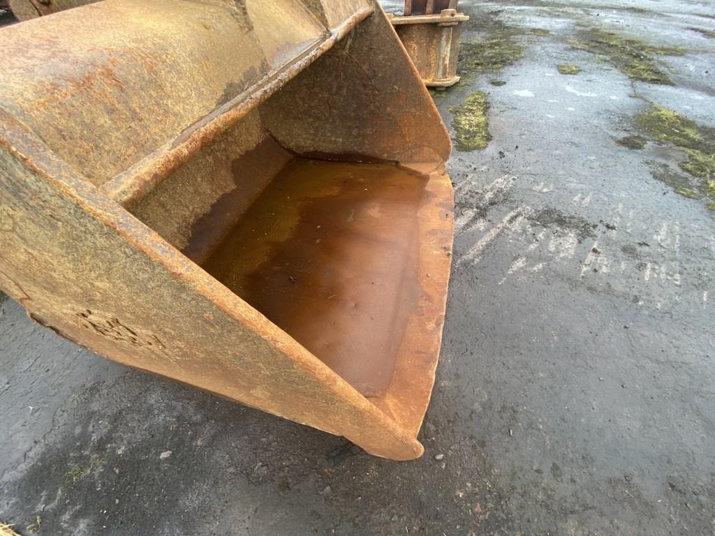 PSM 72" Muck Bucket