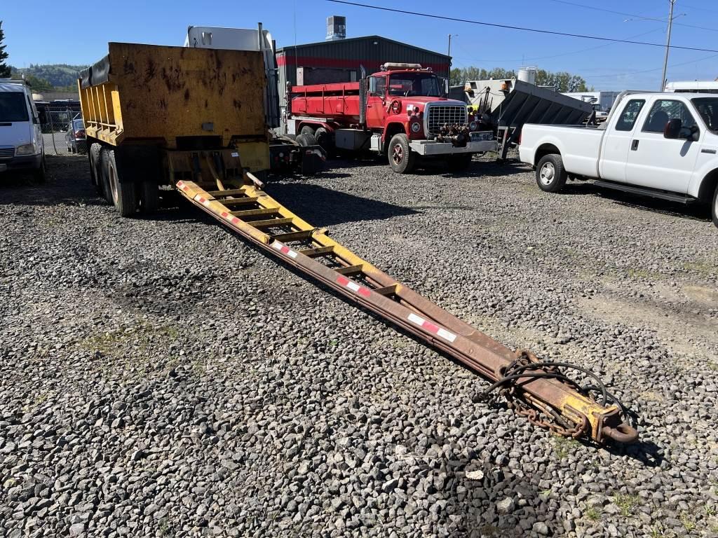 1988 C&P Tri-Axle Pup Trailer