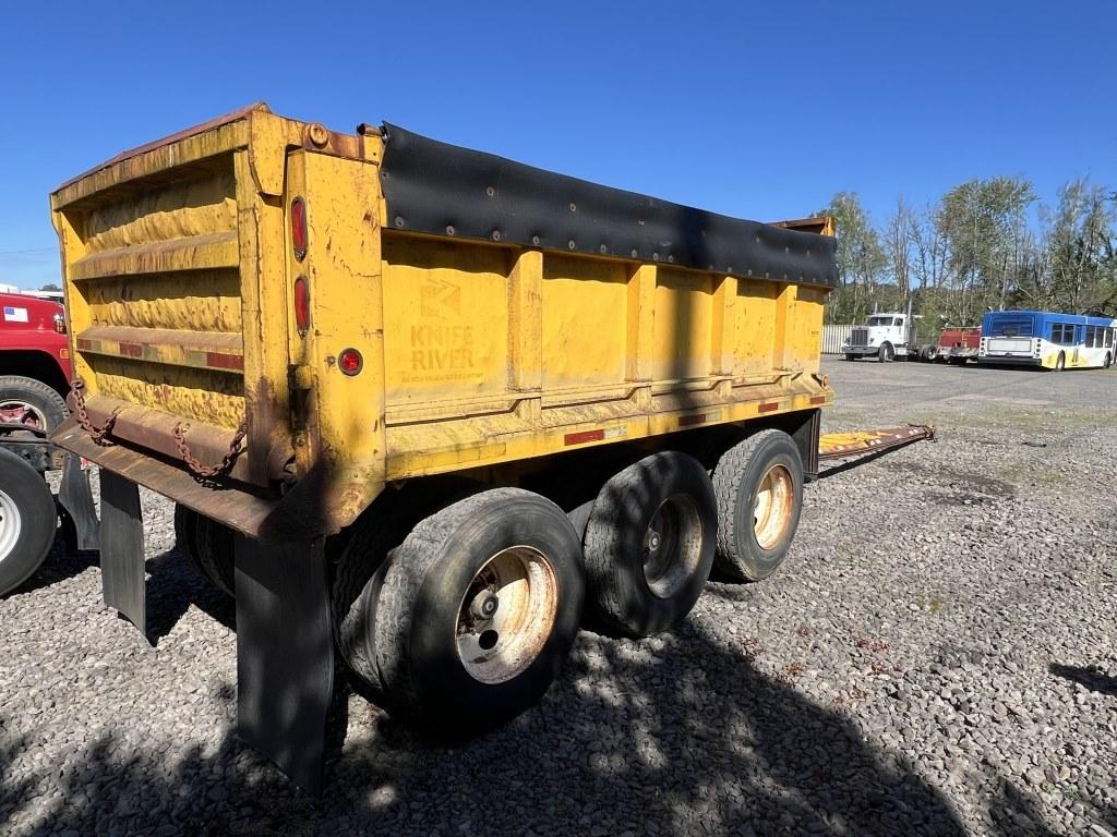 1988 C&P Tri-Axle Pup Trailer