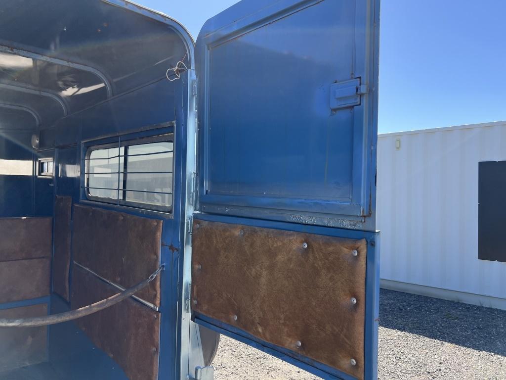 1984 Western World T/A Horse Trailer