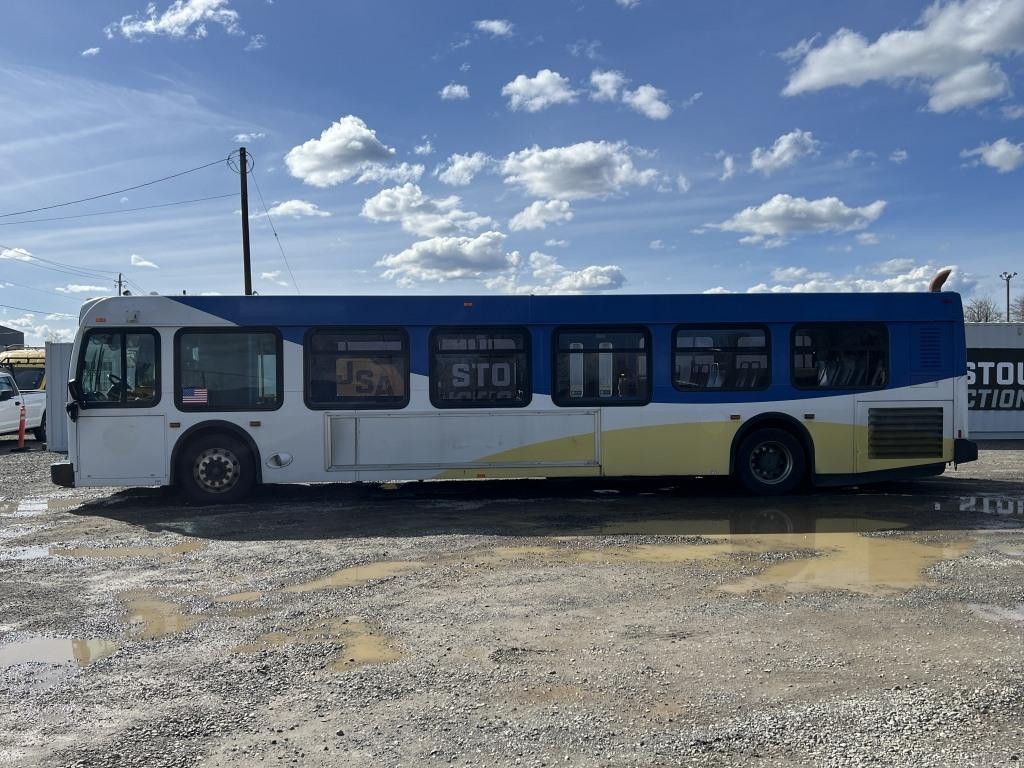 2008 New Flyer D40LF Transit Bus