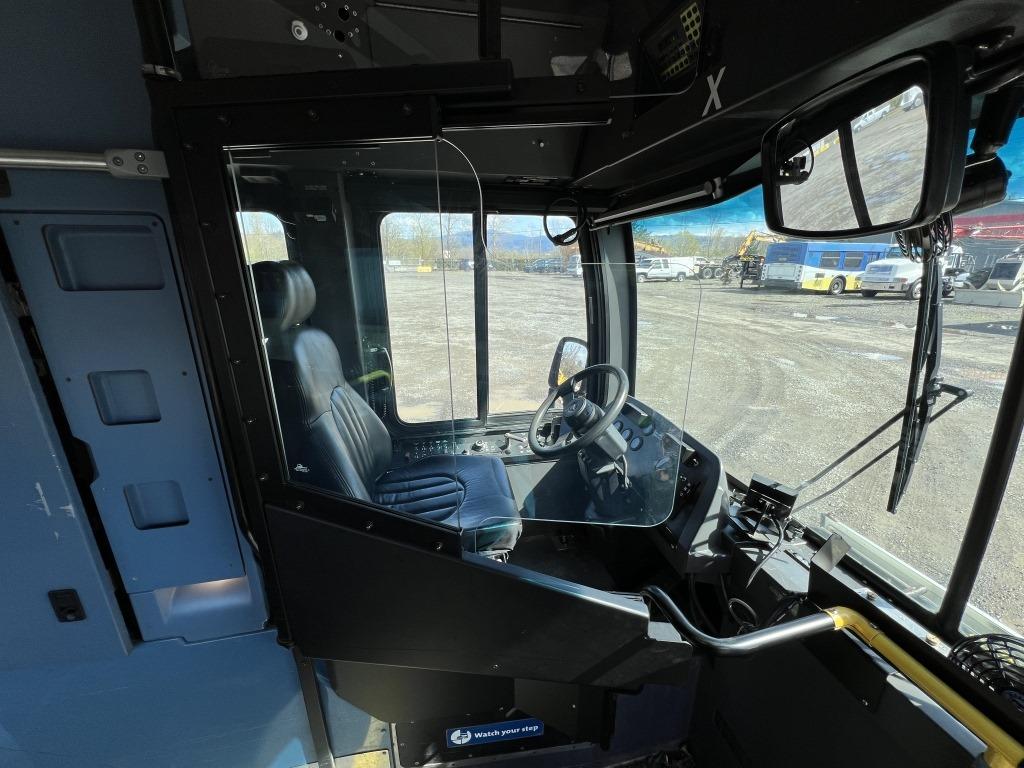 2008 New Flyer D40LF Transit Bus