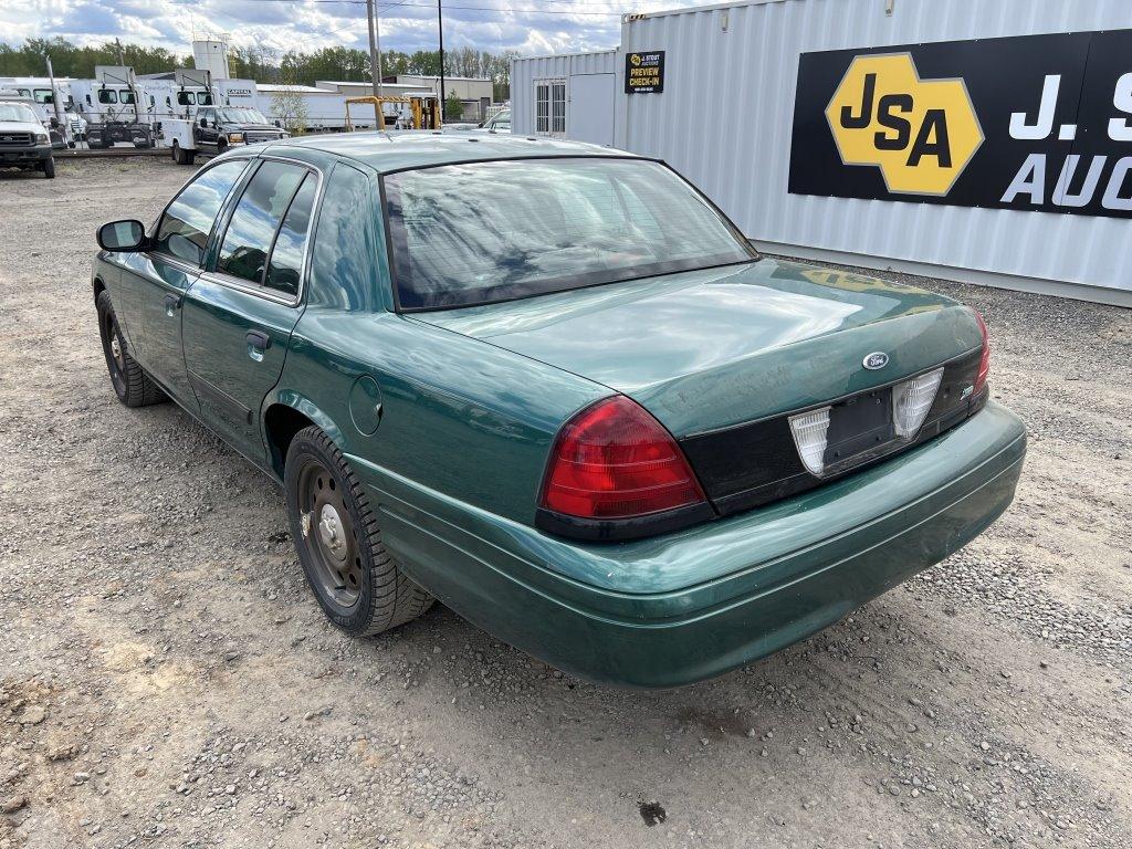 2011 Ford Crown Victoria Sedan