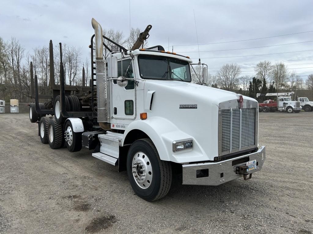 2011 Kenworth T800 Tri-Axle Log Truck / Mule Train