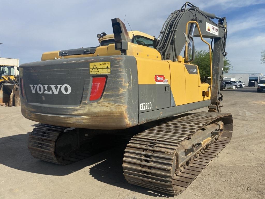 2013 Volvo EC220DL Hydraulic Excavator