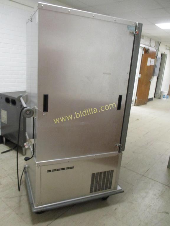 CresCor Cold Food Holding Cabinet R171VA9B.