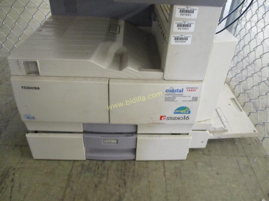 Toshiba eStudio 16 Copy Machine.