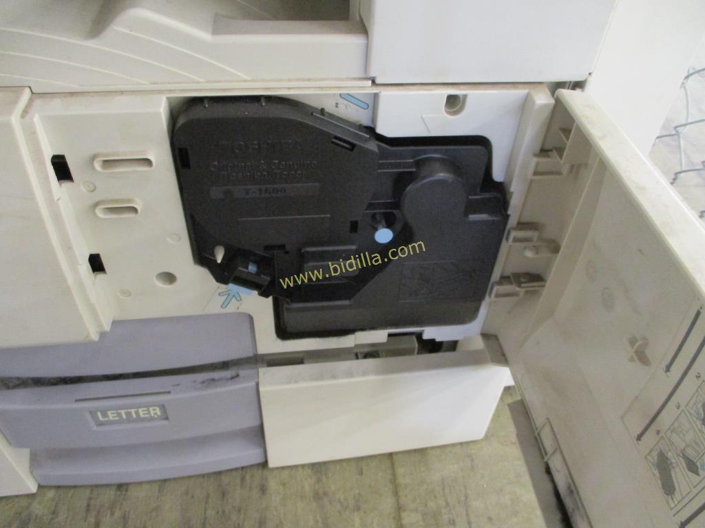 Toshiba eStudio 16 Copy Machine.