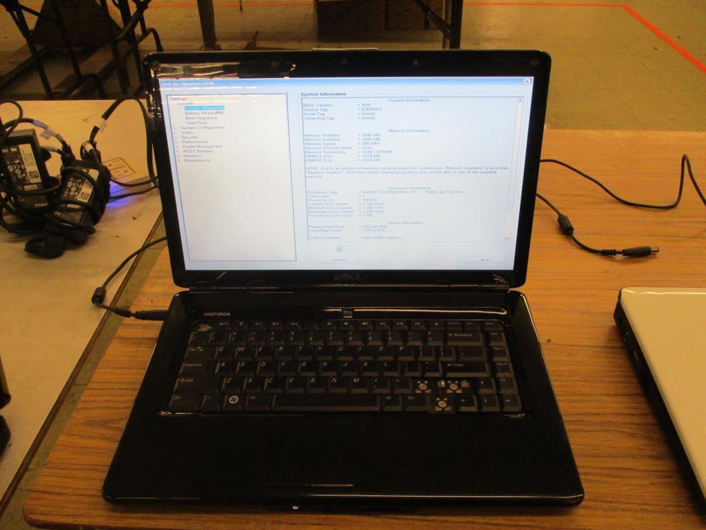 Dell Inspiron 1545 Laptop Computer.