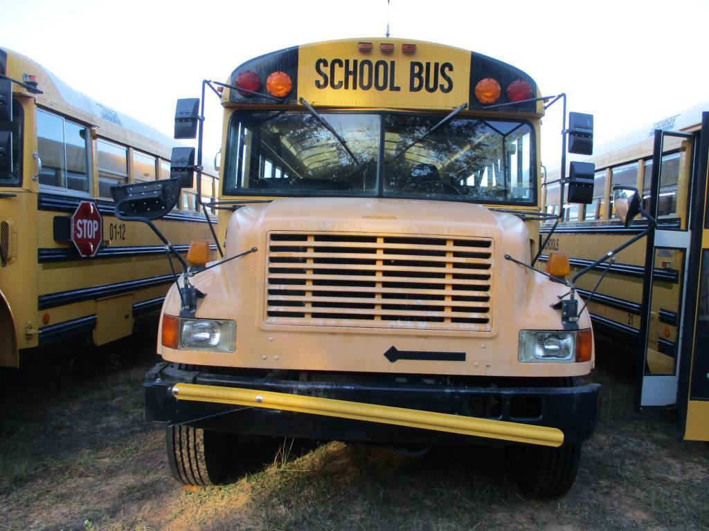 1995 Thomas Built School Bus International T-444.