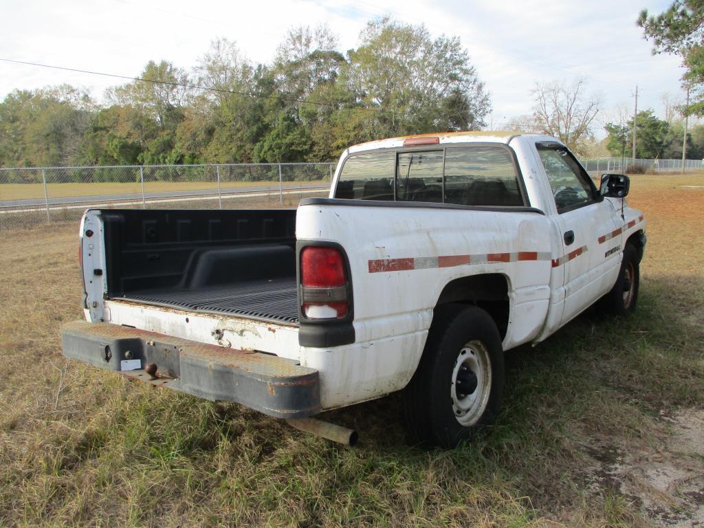 1996 Dodge Ram 1500 Pickup Truck