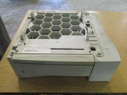 HP Extra Paper Tray C7065B.