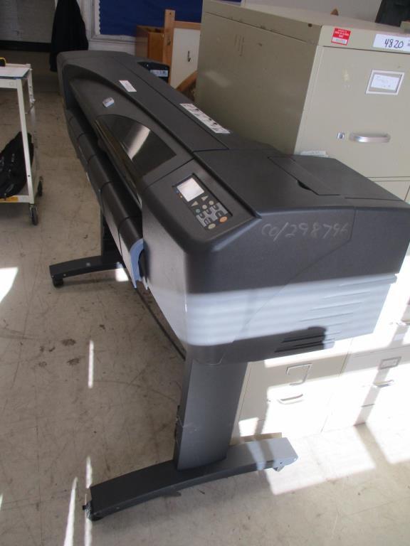 HP DesignJet 800ps Large Format Printer.