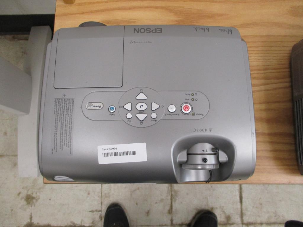 Epson PowerLite 82c LCD Projector.