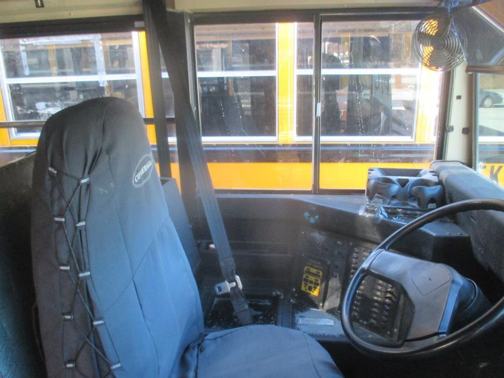 2000 Carpenter School Bus International 3800