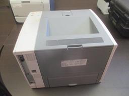 HP LaserJet P3005N Printer