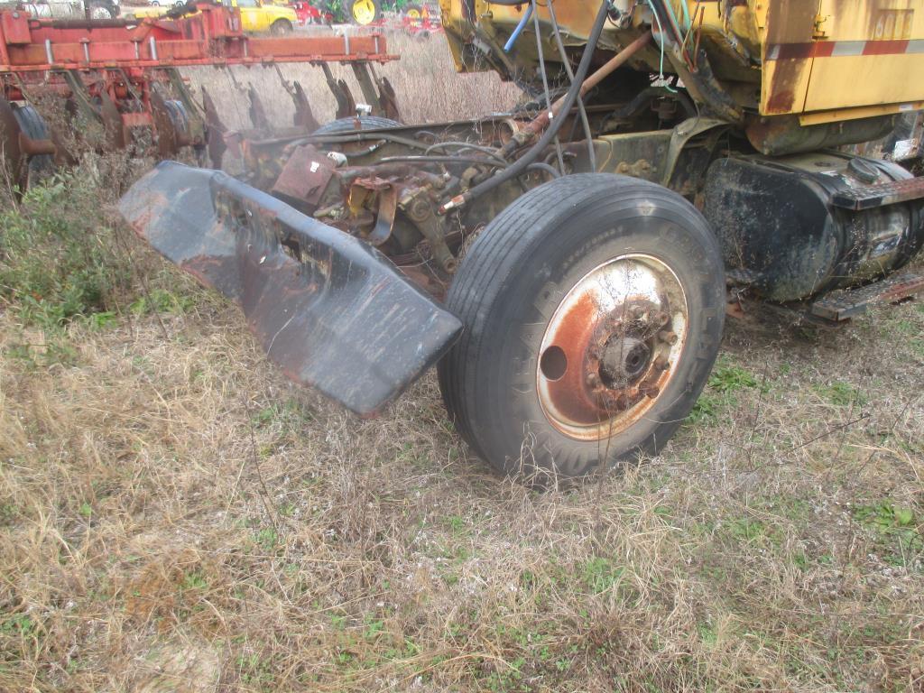 1992 Ford Dump Truck LT8000 Frame