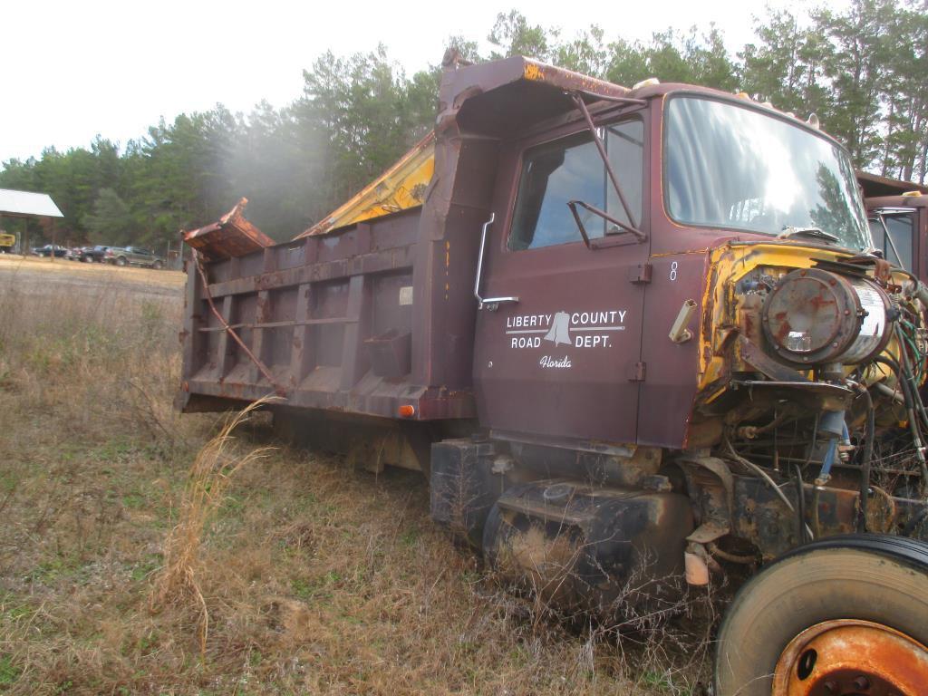 1985 Ford Dump Truck LT8000 Frame & Body