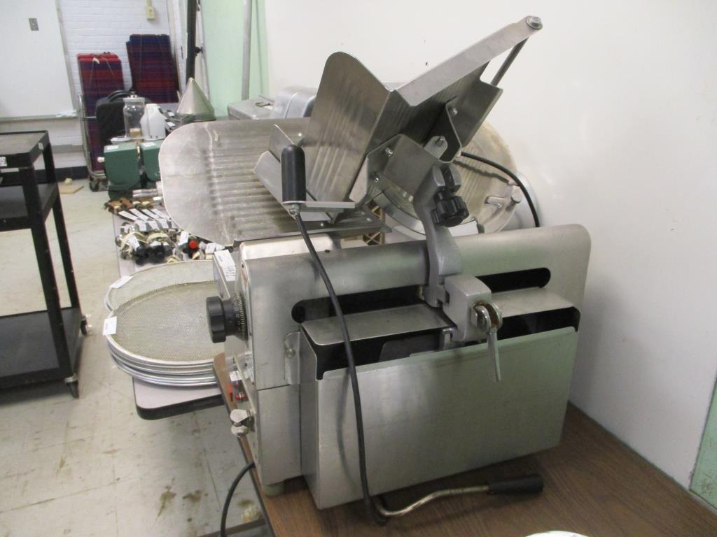 Globe Food Slicer 2750.