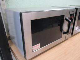 Panasonic Commercial Microwave Oven NE-1024F.